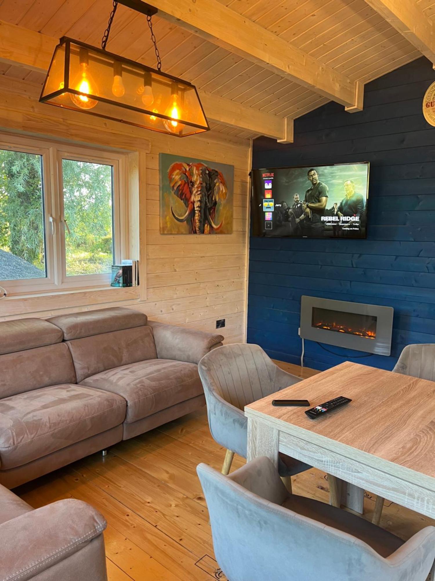 West Wicklow 5 Person Cabin Baltinglass Buitenkant foto