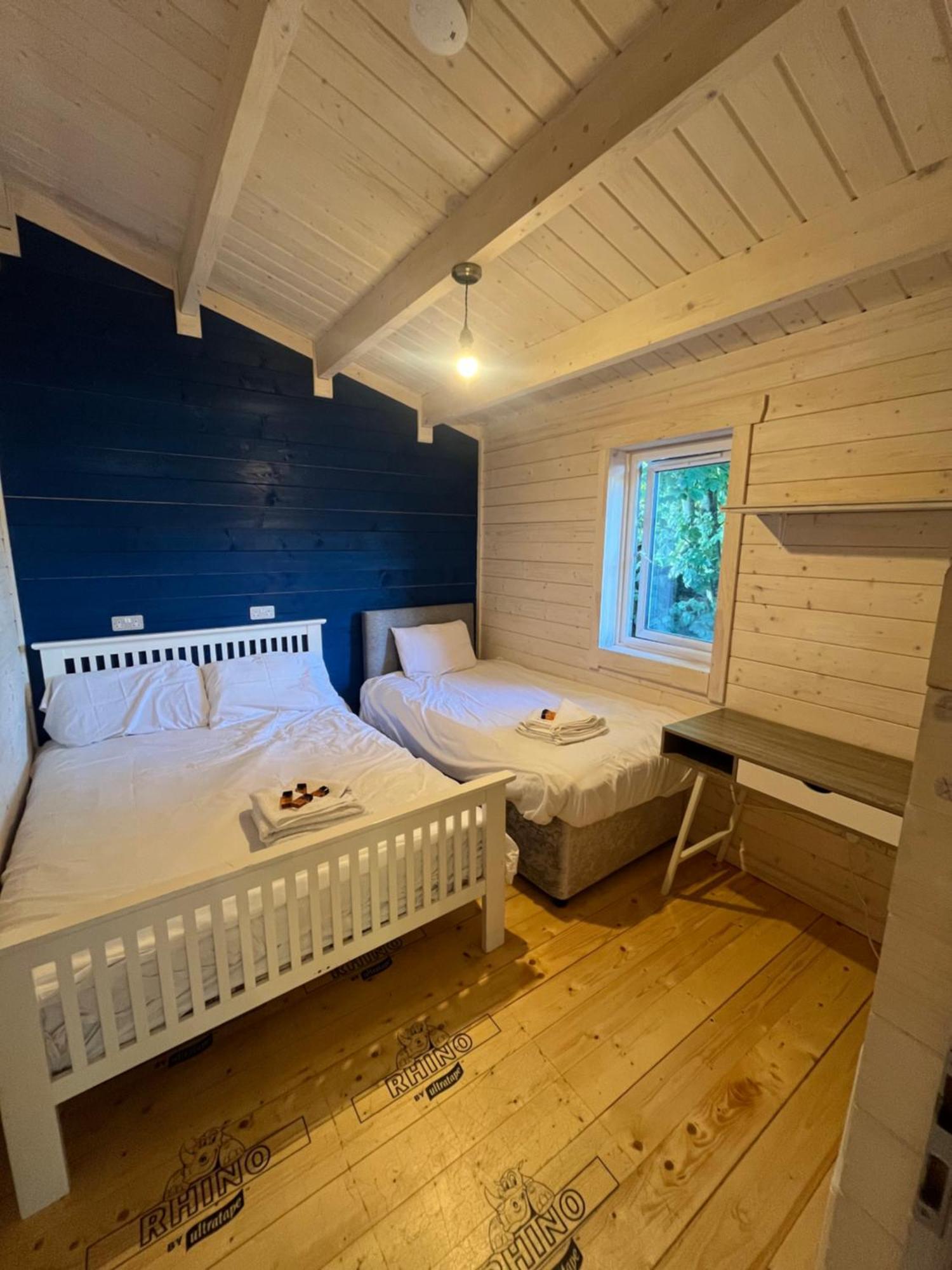 West Wicklow 5 Person Cabin Baltinglass Buitenkant foto