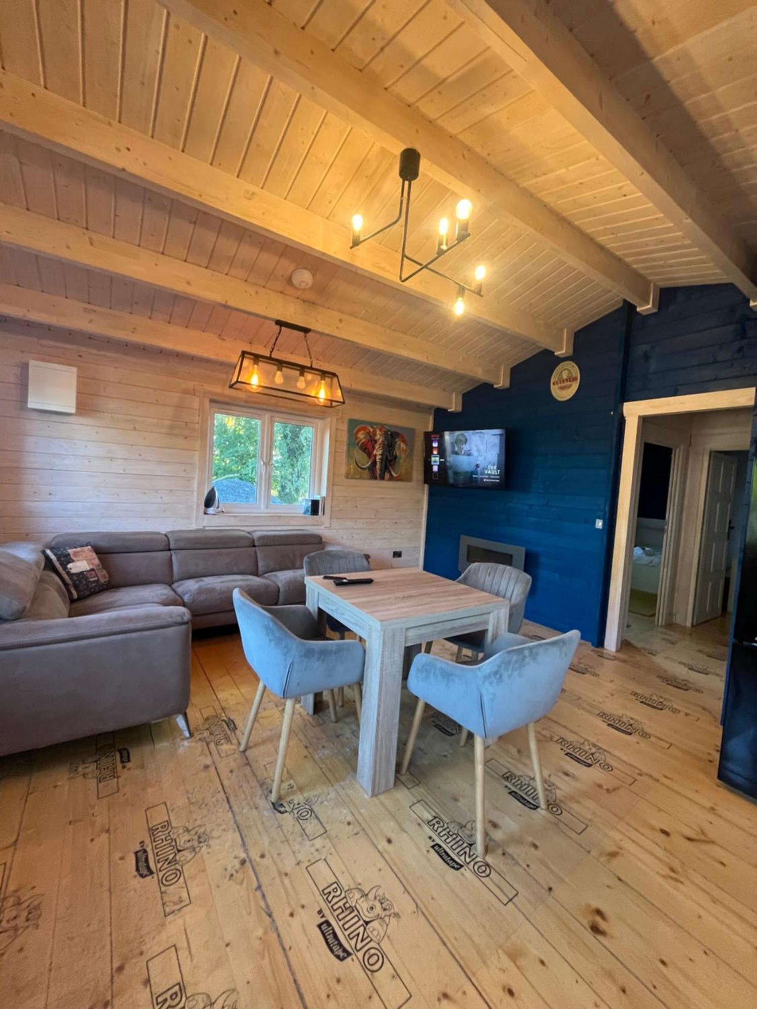 West Wicklow 5 Person Cabin Baltinglass Buitenkant foto